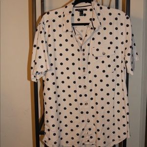 Men’s button down short sleeve